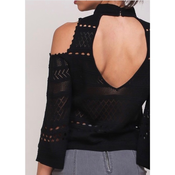 LAST (S) Aria Cold Shoulder Knit - Picture 4 of 8